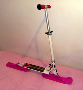 Stiga lumetõukeratas Snow Kick Scooter (1 foto / 2)