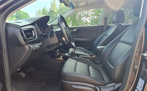 Kia Rio 1.4 73kW (9 foto / 15)