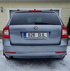Skoda Octavia 1.2 77kW (4 foto / 14)