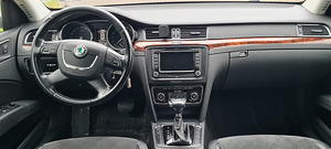 Skoda Superb 2.0 125Kw (14 foto / 15)