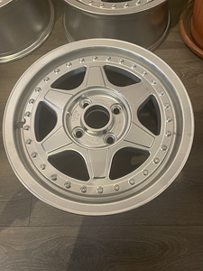 Ауди 4 / 108R15 (3 фото из 4)