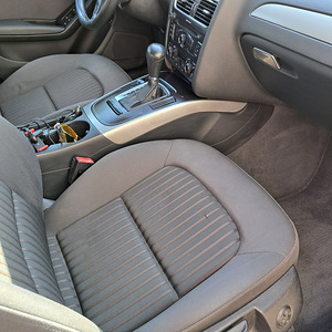 AUDI A4 B8 2008. 105kv. (7 foto / 14)