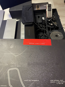 Vertu Ascent Monza Limited Edition (6 фото из 10)
