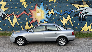M: Audi A4 1.8 T 110kW (2 foto / 12)