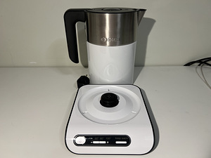 VEEKEETJA / KETTLE / ELEKTRIKETTJA BOSCH TWK8611P/02 (2 foto / 3)