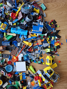 LEGO (3 фото из 3)