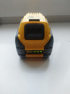 DeWalt DCB546-XJ FlexiVolt 1854V 6.0 Ah (2 foto / 2)