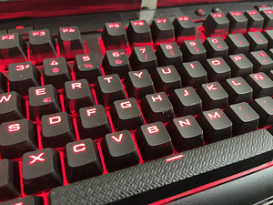 Corsair K63 (cherry mx red) klaviatuur (2 foto / 4)