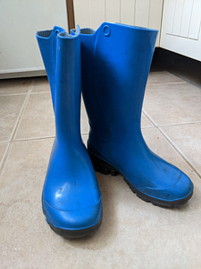 Nordman kummikud s. 25/26 (1 foto / 3)