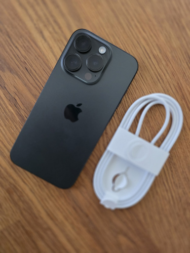 iPhone 15 Pro 128GB Must ideaalses seisukorras