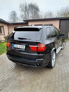 BMW x5 (6 фото из 9)