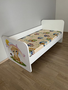 Детская кровать (2 фото из 3)
