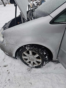 VW touran 2004 1.9 77kw (5 foto / 9)
