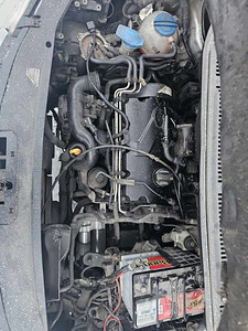 VW touran 2004 1.9 77kw (7 foto / 9)