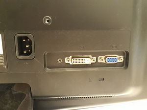 2x 22 tolli ViewSonic monitori LED (2 foto / 2)
