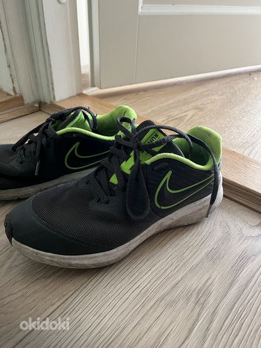 Кроссовки Nike 37.5 (фото #1)