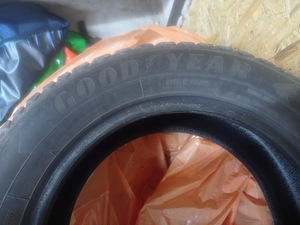 GoodYear ULTRAGRIP 225/65R16 (3 foto / 5)