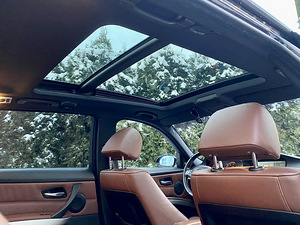 BMW 330d E91 M-pakett (12 foto / 14)