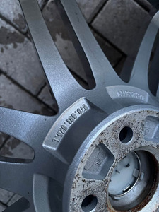 R20x9 5x112 Audi S5 Speedline Le mans диски (5 фото из 5)