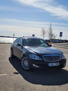 Продается Mercedes-Benz S 320 Designo седан 3.0 V6 CDI 155kW (4 фото из 11)