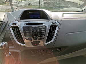 FORD TOURNEO CUSTOM 2.2 114KW 2014 (2 foto / 10)