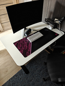 Ikea BEKANT (1 foto / 2)