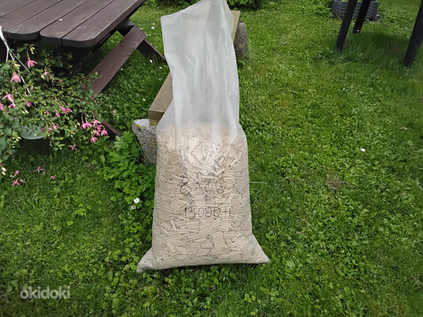 Деревянный дюбель 8X40