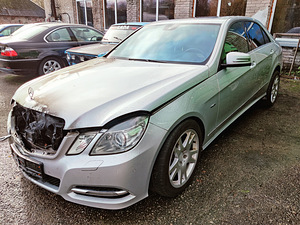 Мерседес Бенц Е350 (1 фото из 10)