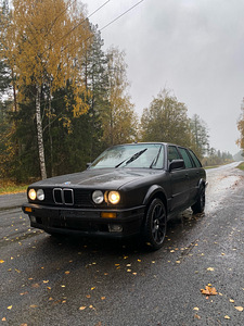 BMW E30 325iX 125kw nelivedu (3 foto / 5)