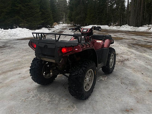 ATV Polaris Sportsman 850 EFI 2011 (2 foto / 9)