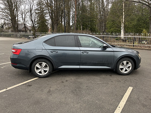 Skoda Superb 1.4 110kw N1 (4 foto / 9)