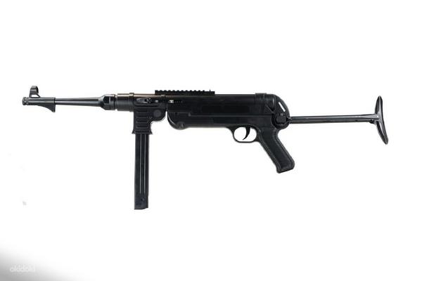 Модель оружия MP40, пластик, 1:1 (фото #4)