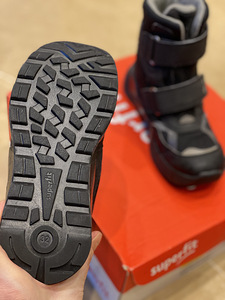 Superfit talvesaapad , suurus 32 (4 foto / 6)