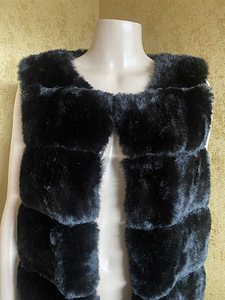 Naiste vest, suurus S/M (1 foto / 3)