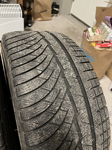 Ламель шины Michelin Pilot Alpin M+S 225/40/18 (4 фото из 7)