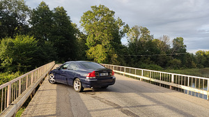 Volvo S60 D5 SUMMUM 2.4 136kW (3 foto / 15)