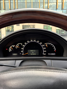 Vahetada: Mercedes-Benz CL 500 5.0L V8 (6 foto / 11)