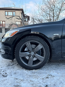 Pirelli Ice Zero 2 naastud 245/45/18 (1 foto / 2)