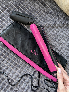 GHD PLATINUM ELECTRIC PINK STYLER + ТЕПЛОСТОЙКАЯ СУМКА (2 фото из 3)