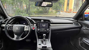 Honda Civic 5DR 134kW (9 foto / 13)