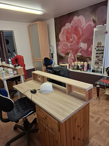 Vajatakse 2 maniküüri/pediküüri meistrit (1 foto / 2)