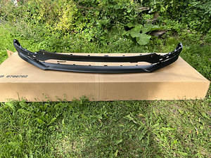 Volvo S/V90 esistange alumine huul (1 foto / 2)