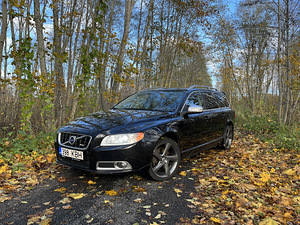 Volvo V70 2.4 D5 AWD 151kw (1 foto / 8)