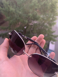Очки Gucci (5 фото из 8)