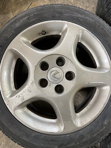 5*114,3 veljed + suve rehvid (3 foto / 5)