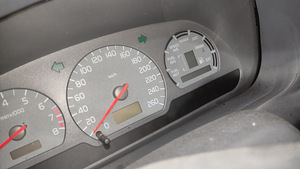 Volvo s40 1.9T 147 kW varuosad (4 foto / 8)