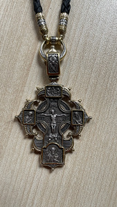 Medaljon (2 foto / 6)
