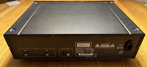 DENON DCD-1500AE супер аудио CD плеер (7 фото из 10)