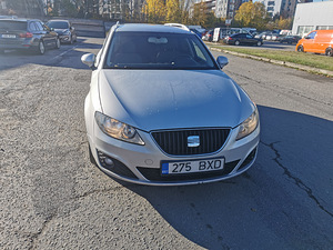 Продается Seat Exeo IE 2.0d автомат. (8 фото из 9)