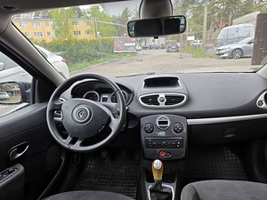 Продается Renault Clio дизель (3 фото из 8)
